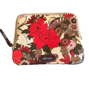 SAKroots tablet cover